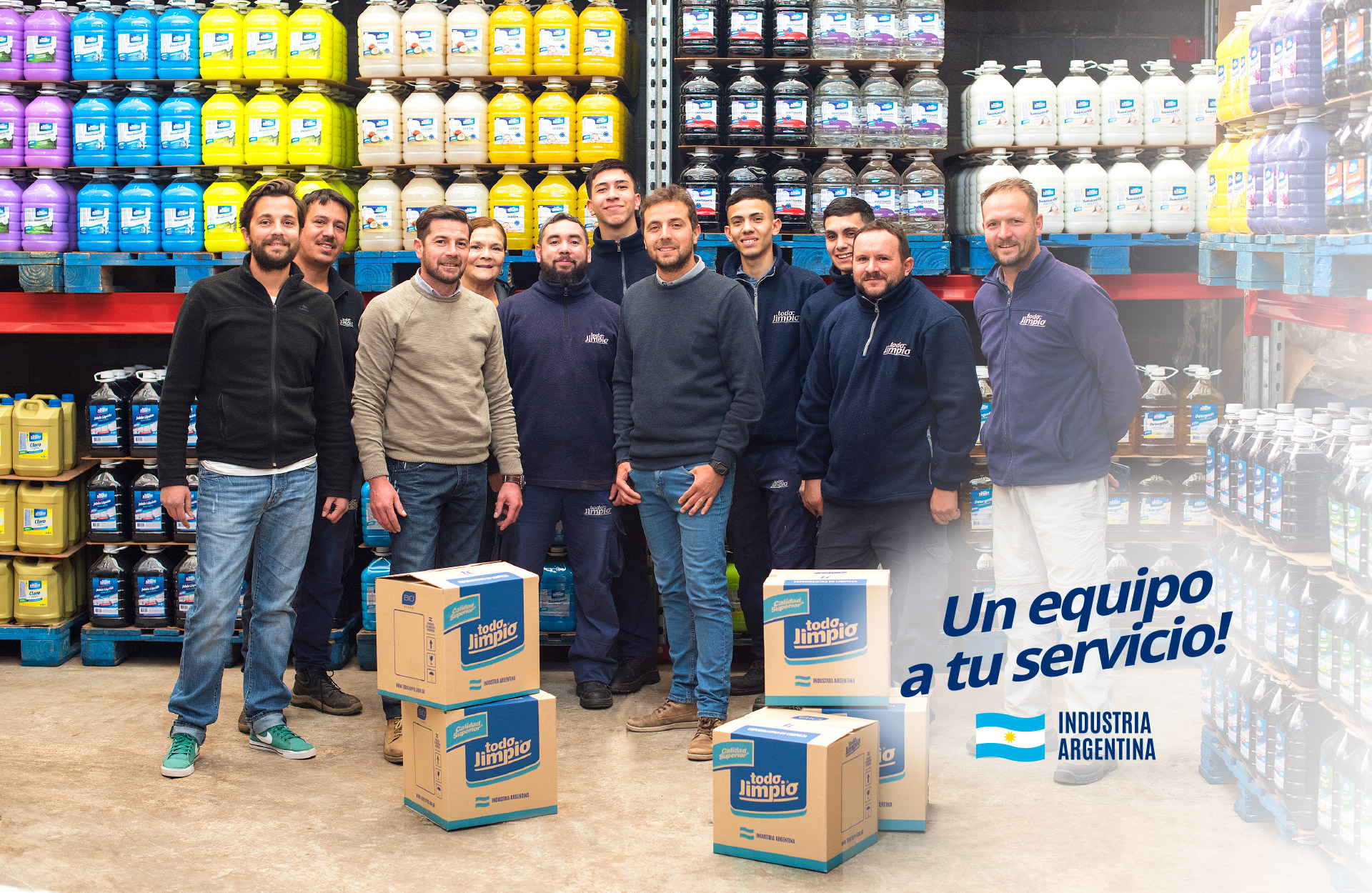 foto un equipo a tu servicio